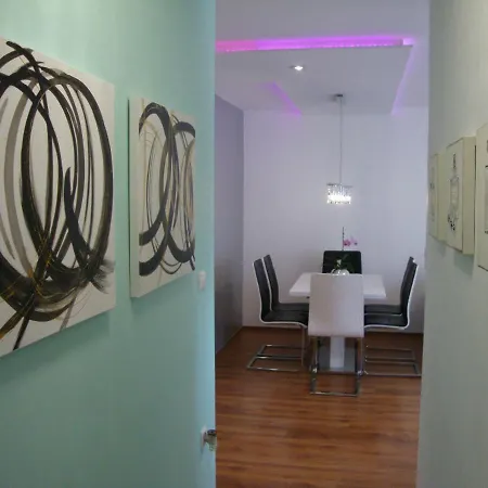Apartament Viola Design Apartman *