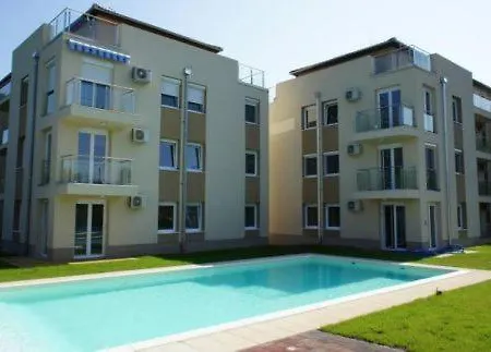 아파트 Viola Design Apartman *